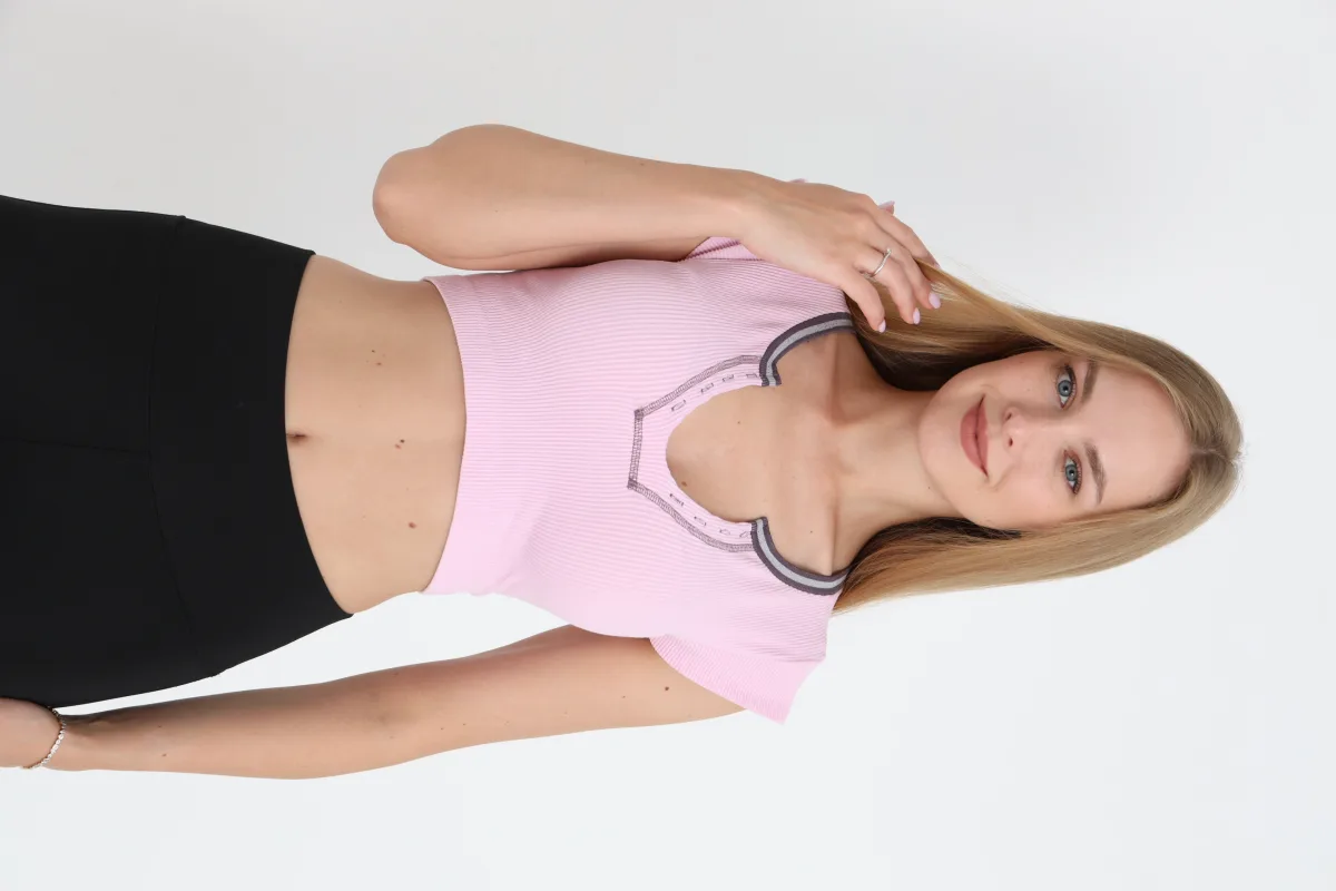 Crop Tricou Damă cu Mânecă Scurtă ,Culoare Roz,Engros — Image 3