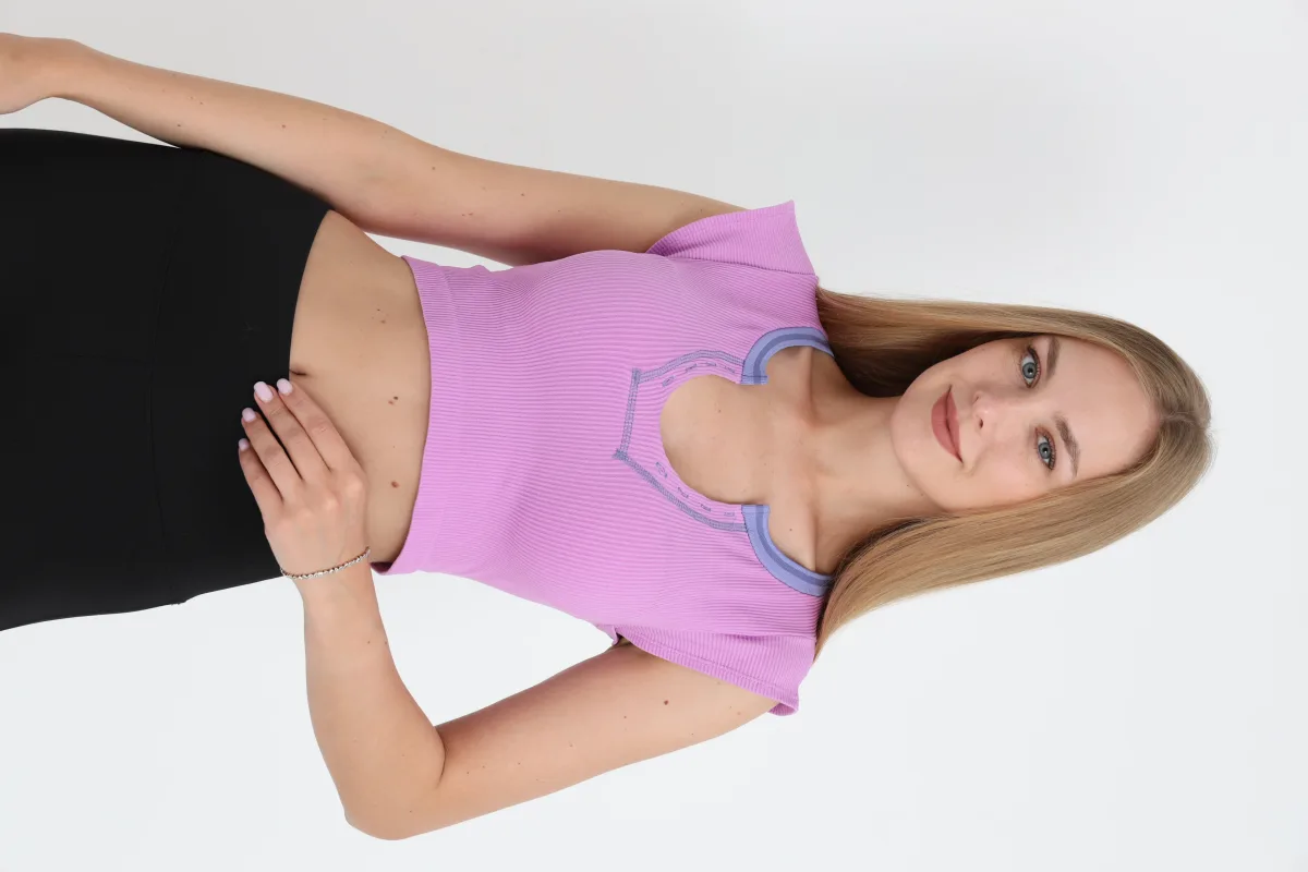 Crop Tricou Damă cu Mânecă Scurtă ,Culoare Mov, Engros — Imaginea 1