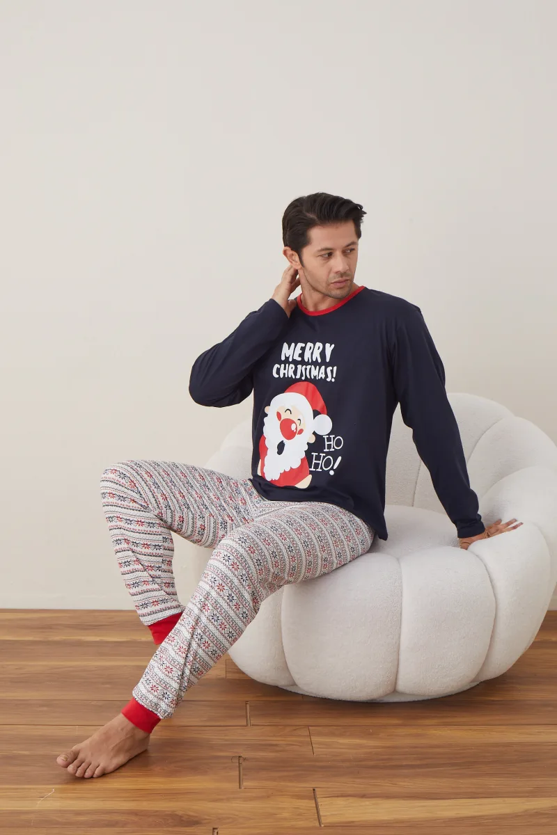 Pijama barbati Craciun " MERRY  CHRISMAS" maneca lunga ,pantaloni lungi,Culoare Bleumarin, Engros — Image 2