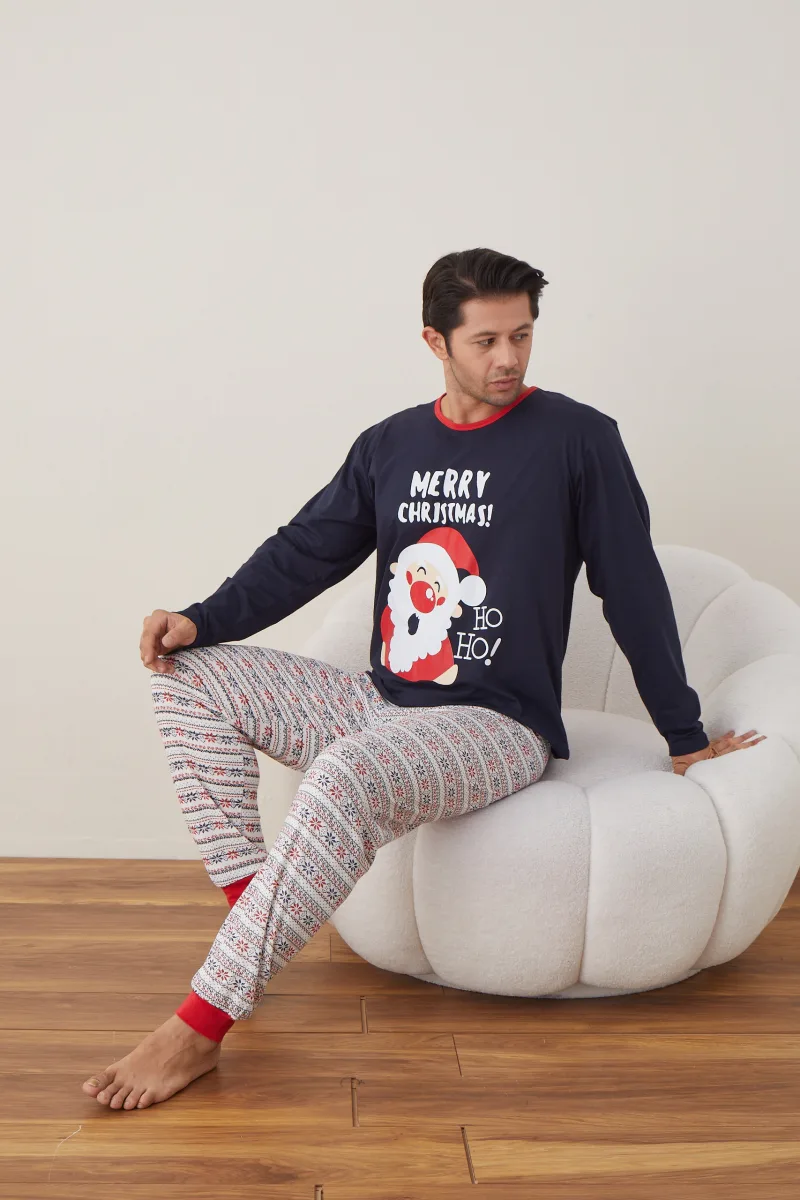 Pijama barbati Craciun " MERRY  CHRISMAS" maneca lunga ,pantaloni lungi,Culoare Bleumarin, Engros — Image 6