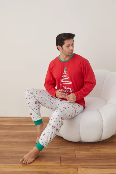 Pijama barbati Craciun " Merry Chrystmas " maneca lunga ,pantaloni lungi,Culoare Rosu Engros