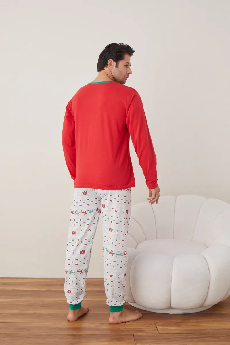 Pijama barbati Craciun " Merry Chrystmas " maneca lunga ,pantaloni lungi,Culoare Rosu Engros — Image 6