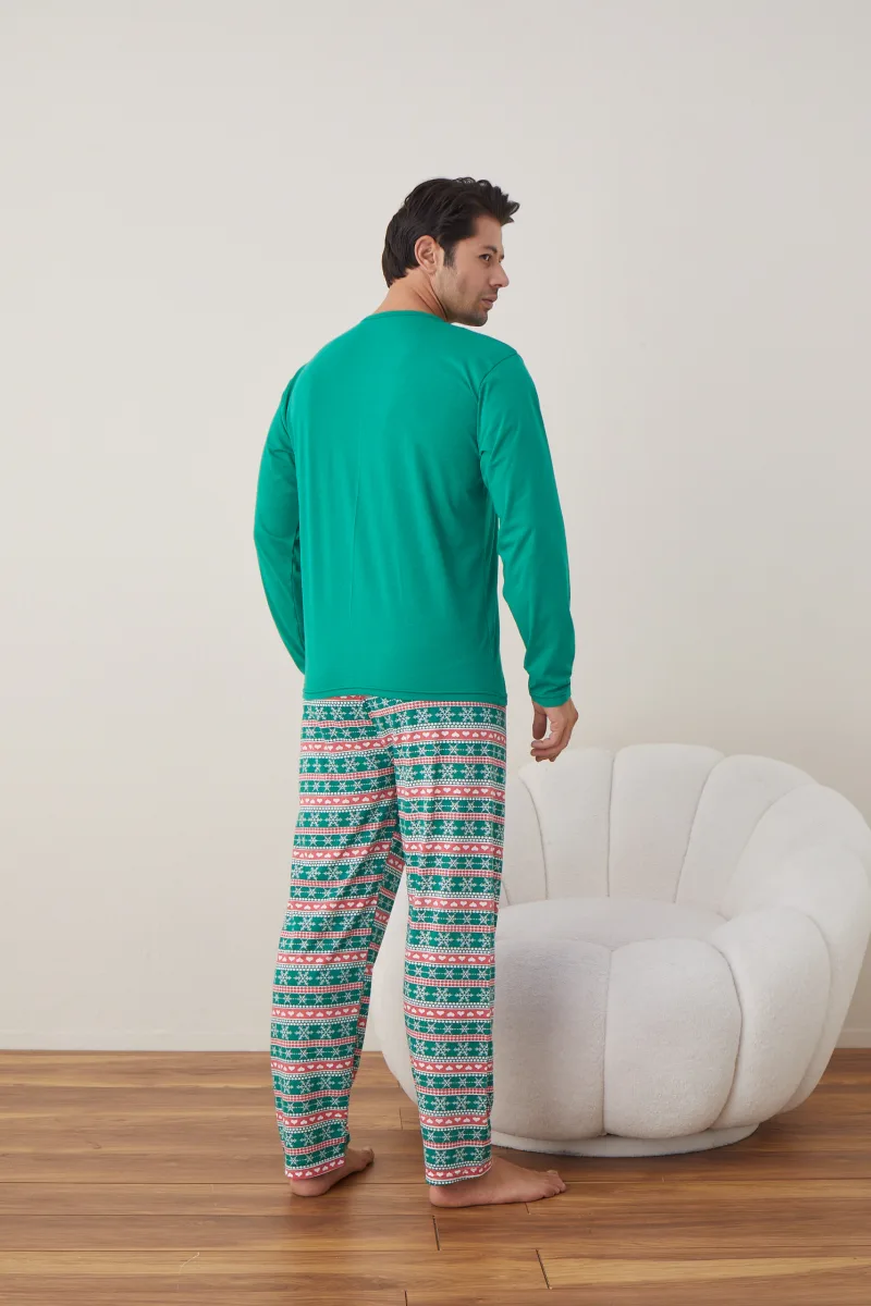 Pijama barbati Craciun "SANTA SHE DID IT" , maneca lunga ,pantaloni lungi,Culoare Verde,Engros — Imaginea 7