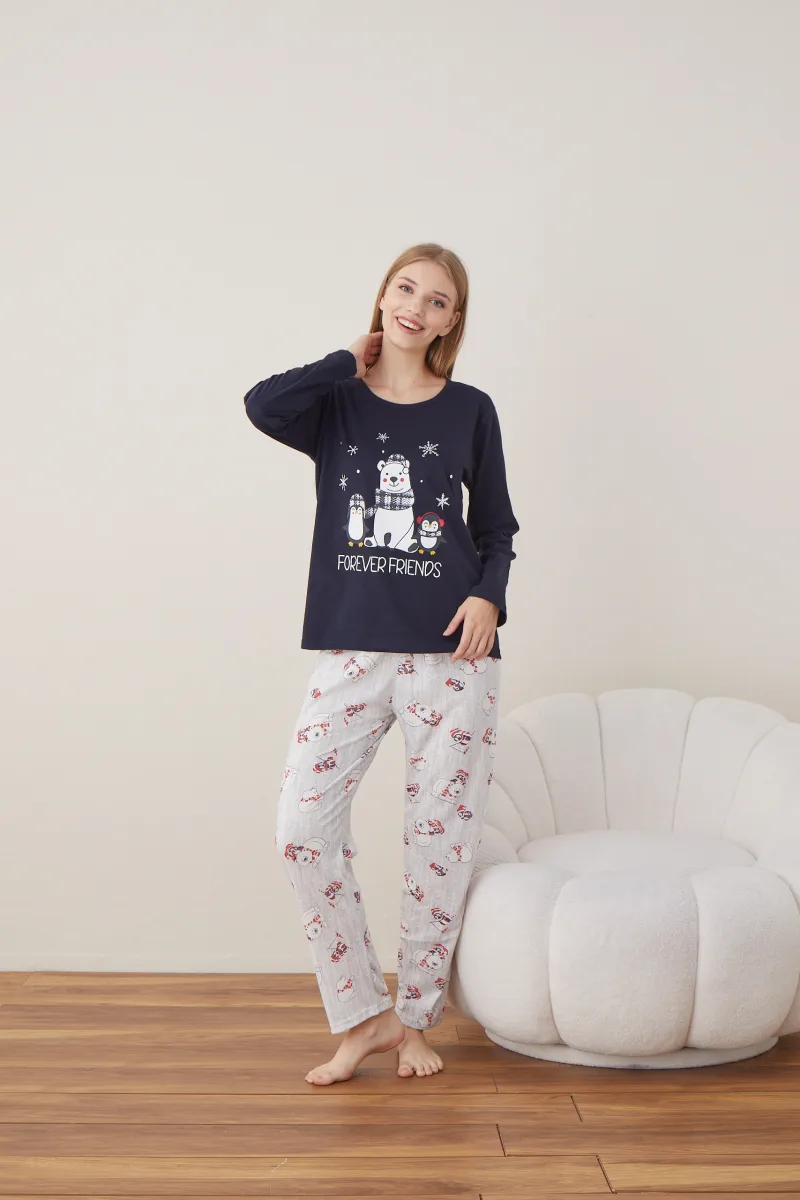 Pijama Dama Craciun  "FOREVER FRIENDS" ,maneca lunga ,pantaloni lungi,Engros — Imaginea 3