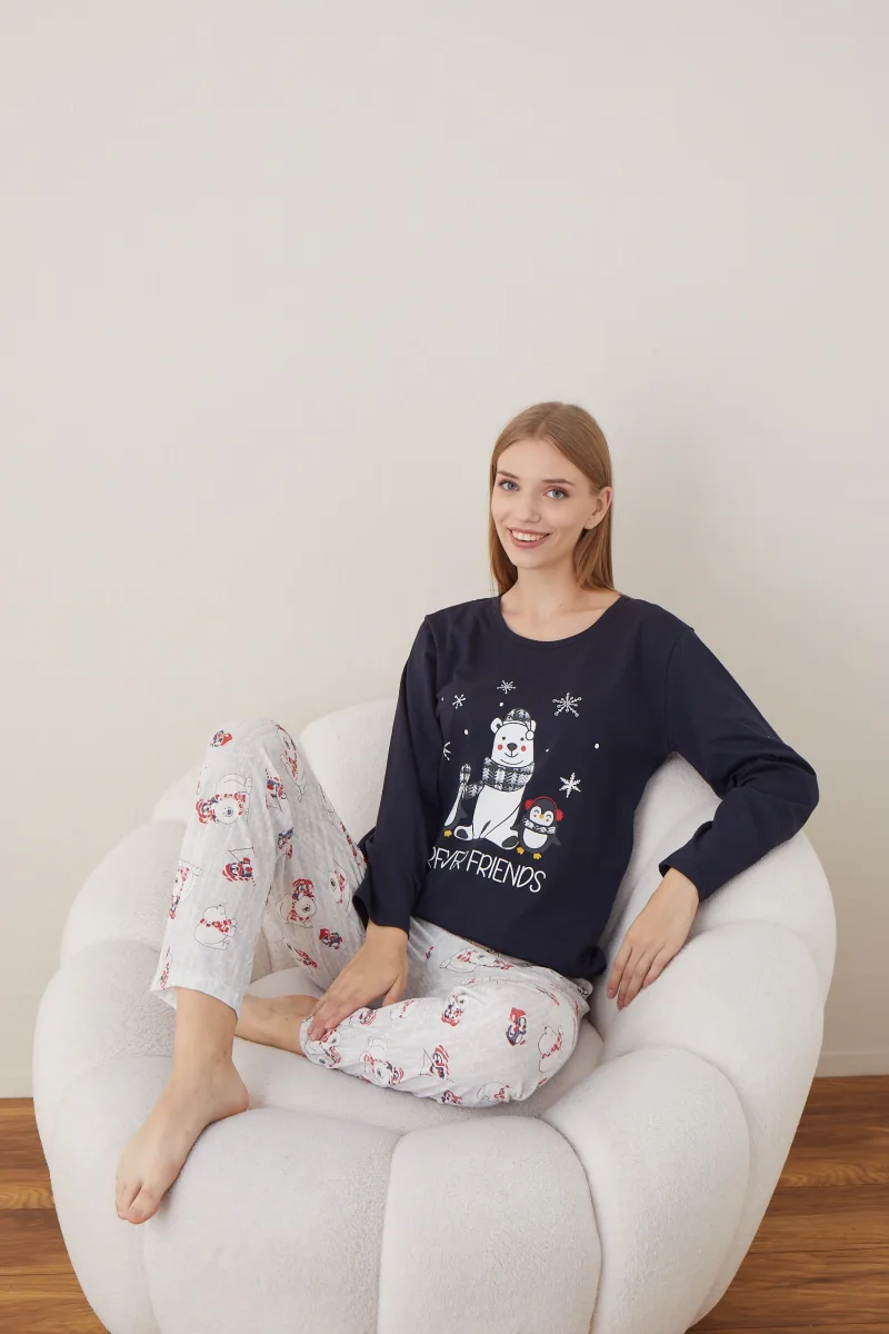 Pijama Dama Craciun  "FOREVER FRIENDS" ,maneca lunga ,pantaloni lungi,Engros — Imaginea 6
