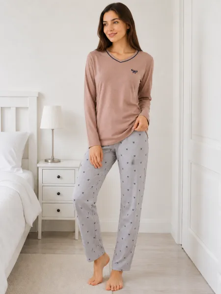 Pijama  damă  Serena  bluză cu maneca lunga și pantaloni lung -Bej ,Engros