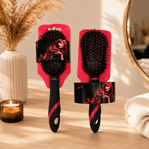 Perie profesională - design elegant pentru descurcare eficientă și styling fără efort En-Gross