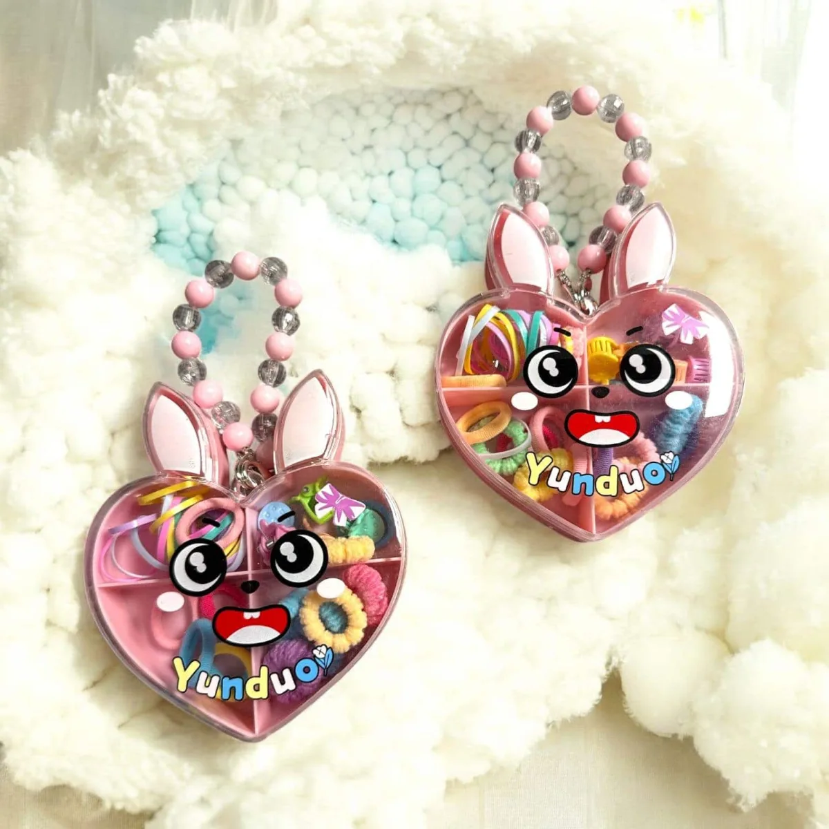 Set Accesorii Păr în Cutie Inimă tip gentuța - elastice și clame colorate Engros — Imaginea 1