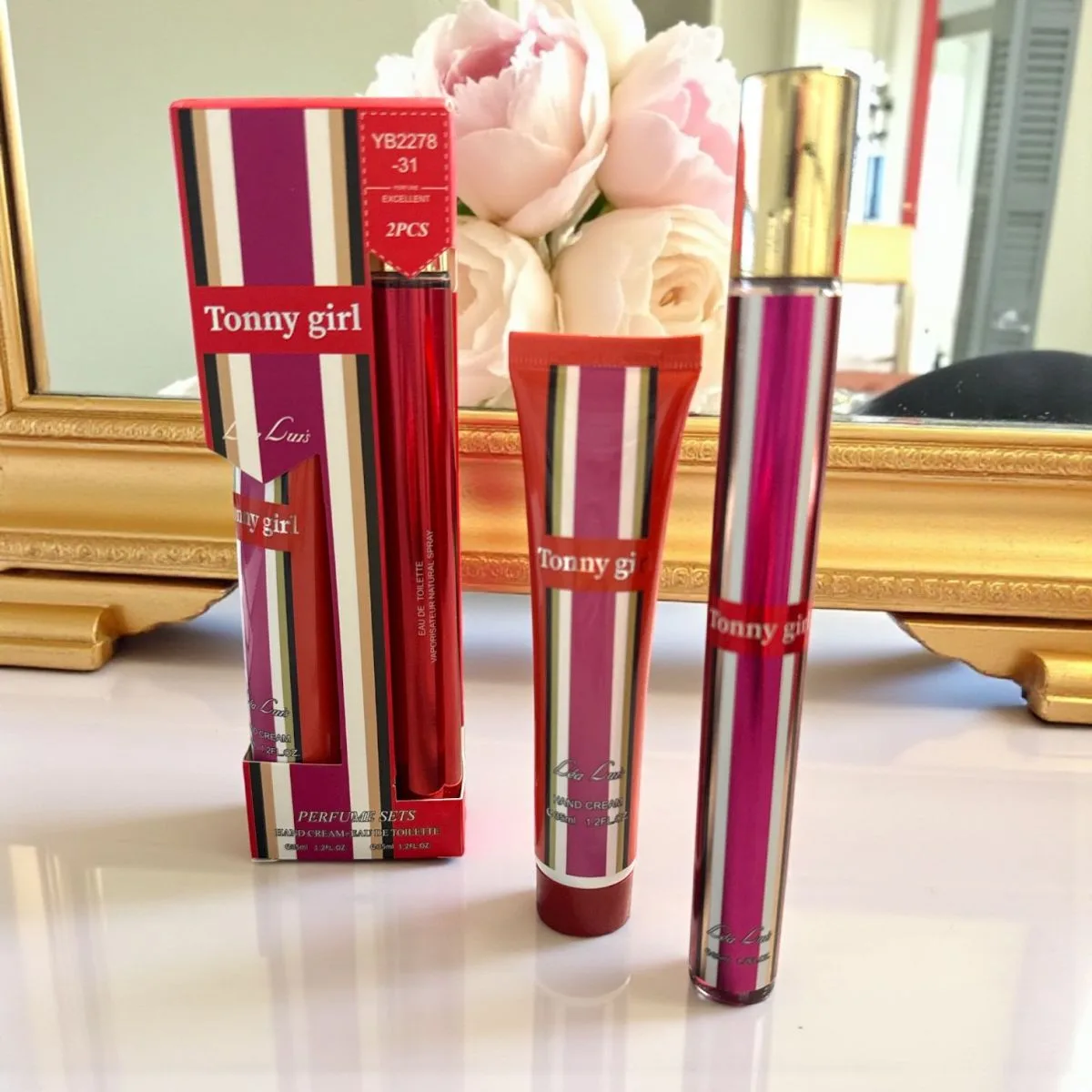 Set cadou dama cu parfum și cremă de mâini Angro — Görsel 2