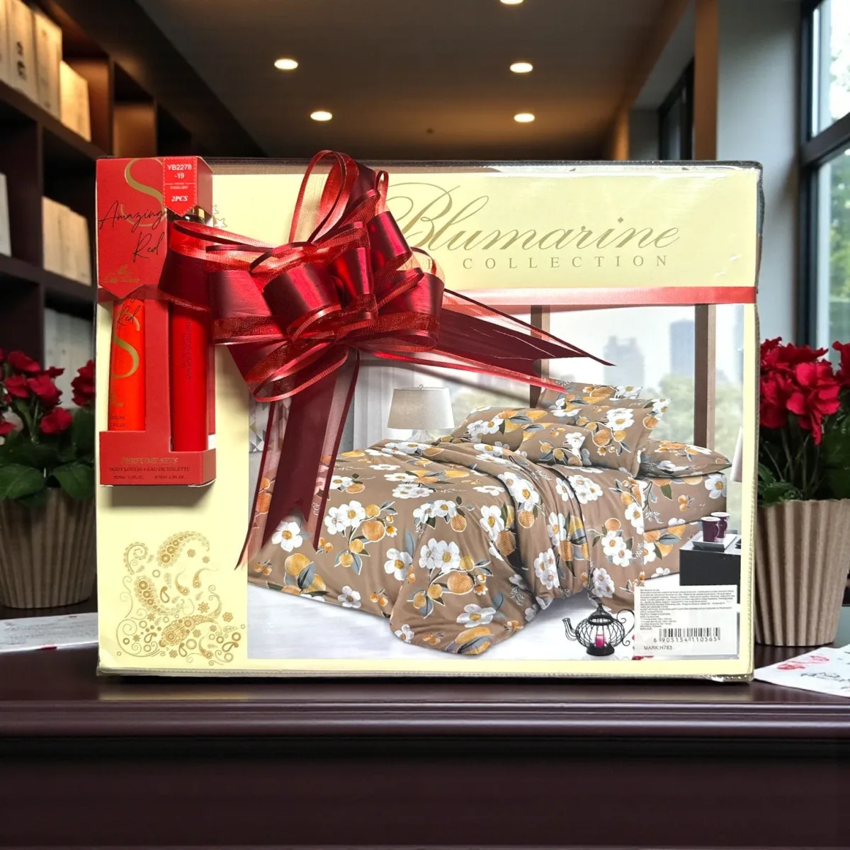 Set cadou H783 femei rafinate cu lenjerie și parfum cu cremă de mâini En-Gross — Imaginea 1