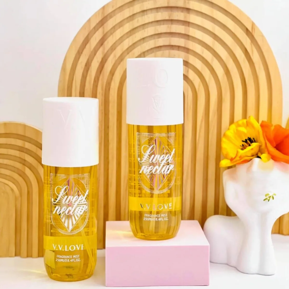 Spray de corp aroma dulce tropicală 250 ml - mist pentru corp feminin Angro — Görsel 1