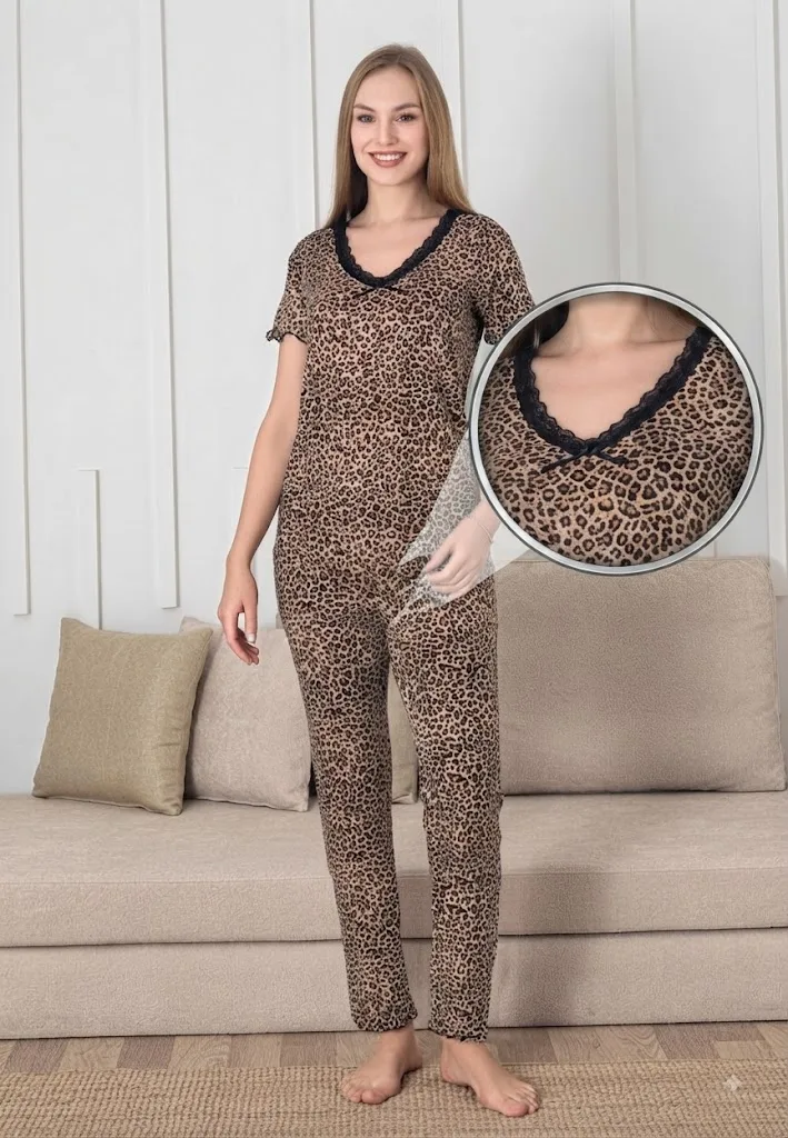 Pijama dama Engros, Model leopard, Mânecă scurtă, Pantaloni lungi, — Görsel 1