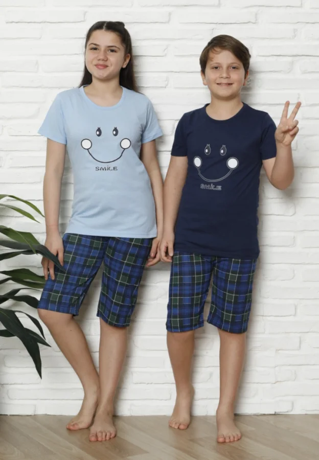 Pijama Copii cu maneca scurta si pantalon 3/4, culoare Albastru deschis si Bleumarin ,Engros