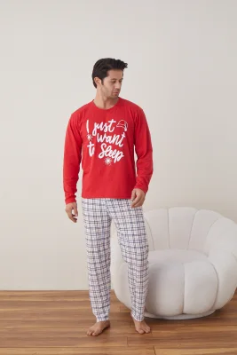Pijama barbati Craciun , maneca lunga ,pantaloni lungi,Culoare Rosu ,Engros