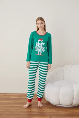Pijama Dama Craciun "Mery Christhmas" ,maneca lunga ,pantaloni lungi,Engros