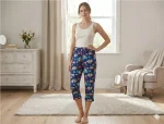 Pantaloni pijama 3/4 dama ,culoare albastru cu pasari colorate ,Engros